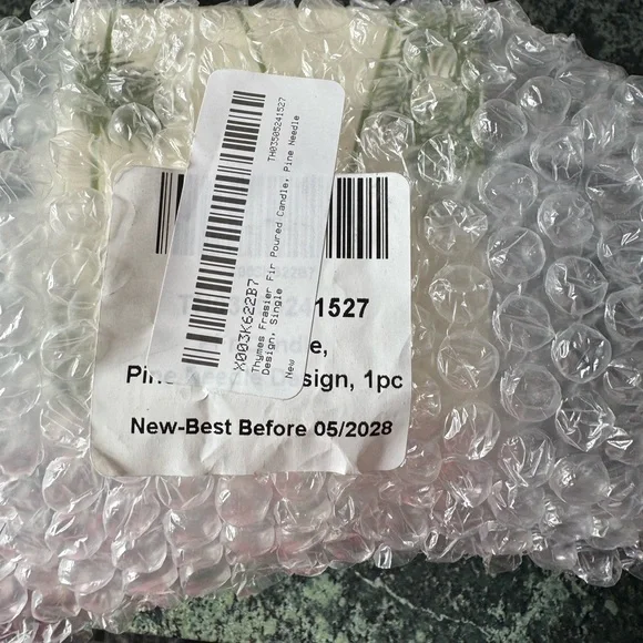 SOLD SOLD SOLD Thymes Frasier Fir Aromatic Candle - White 6.5 oz. New - Picture 4 of 5